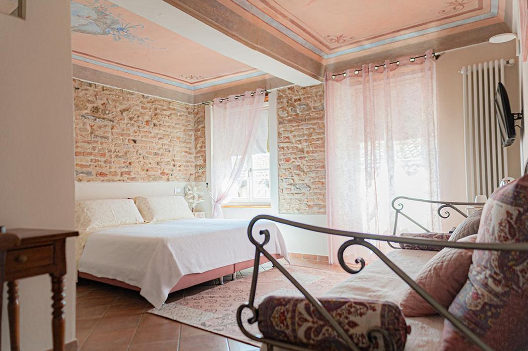 Il Giardino Sul Tetto B&B 구아레네 외부 사진