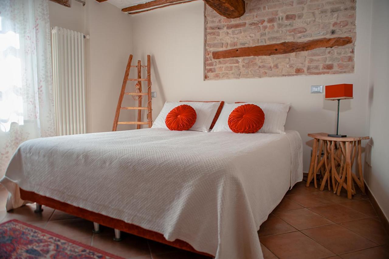 Il Giardino Sul Tetto B&B 구아레네 외부 사진