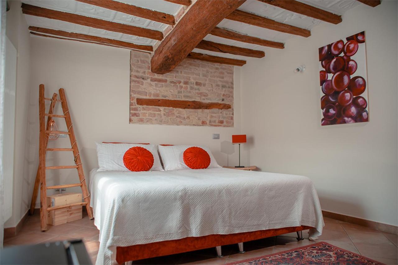 Il Giardino Sul Tetto B&B 구아레네 외부 사진