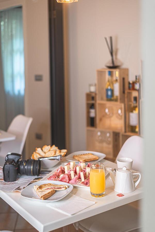 Il Giardino Sul Tetto B&B 구아레네 외부 사진