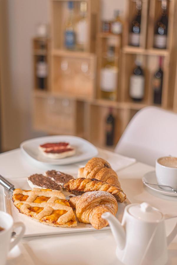 Il Giardino Sul Tetto B&B 구아레네 외부 사진