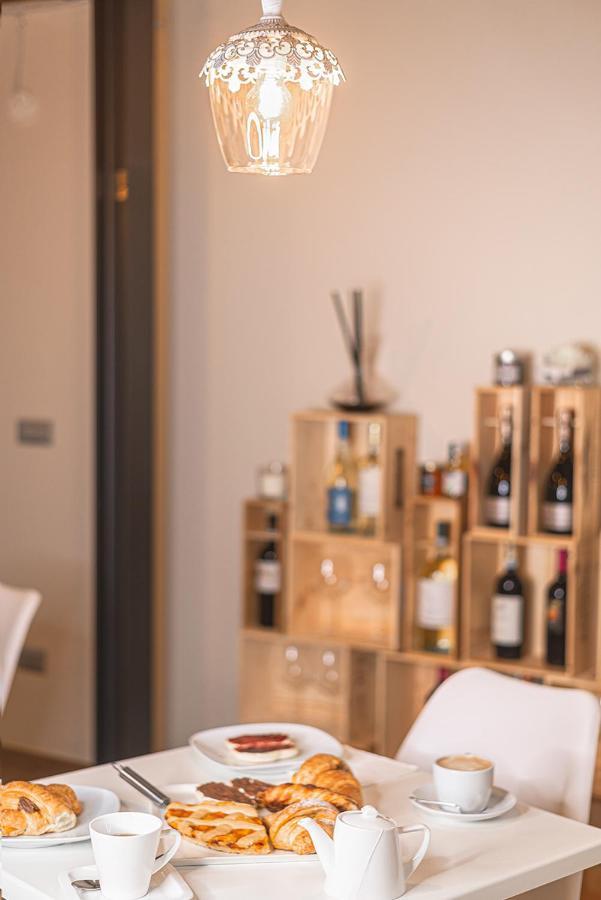 Il Giardino Sul Tetto B&B 구아레네 외부 사진